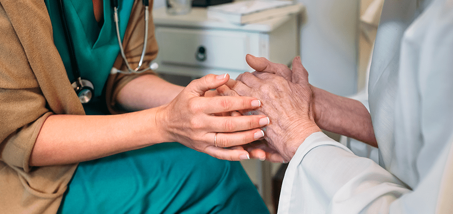 Electronic Nudges Improve End-of-Life Care Discussions in ICUs Image